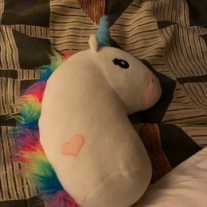 Fluffy unicorn